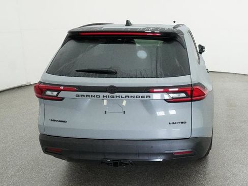 New 2026 Toyota Grand Highlander AWD Hybrid image 7