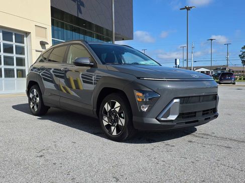 New 2025 Hyundai Kona SEL image 2