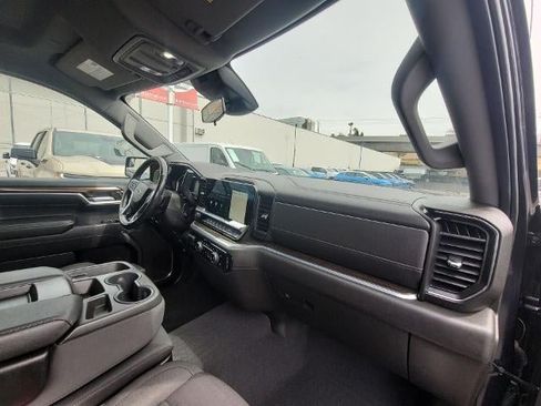 Used 2022 Chevrolet Silverado 1500 RST RWD image 27
