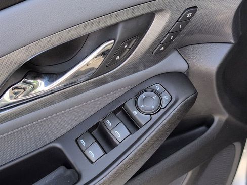 Used 2020 Chevrolet Traverse Premier w/ LPO, Floor Liner Package image 17