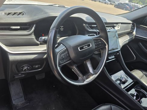 Used 2021 Jeep Grand Cherokee L Limited AWD/4WD image 5