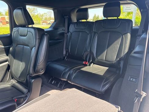 Certified 2025 Jeep Grand Cherokee L Overland w/ Advanced Protech Group III AWD/4WD image 13
