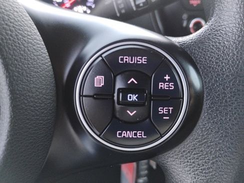 Used 2020 Kia Soul LX image 19