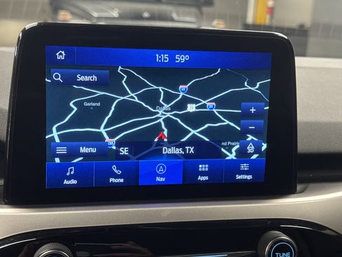 Used 2020 Ford Escape SE image 18