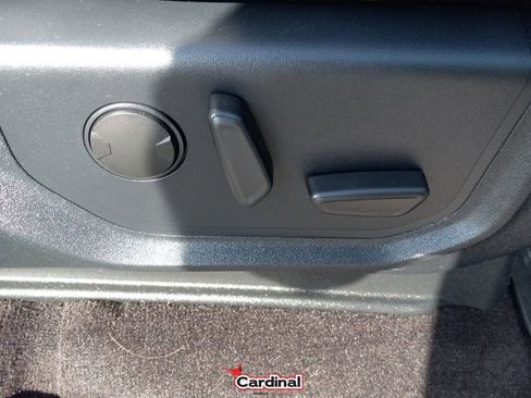 Used 2020 Ford Expedition XLT w/ Equipment Group 202A image 25