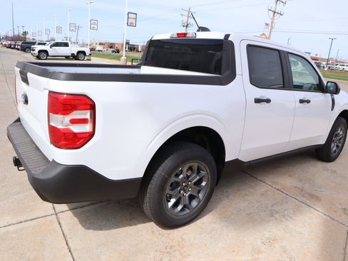 New 2026 Ford Maverick XLT image 21