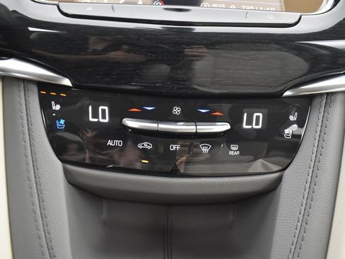 New 2025 Cadillac XT6 Premium Luxury w/ Technology Package image 17