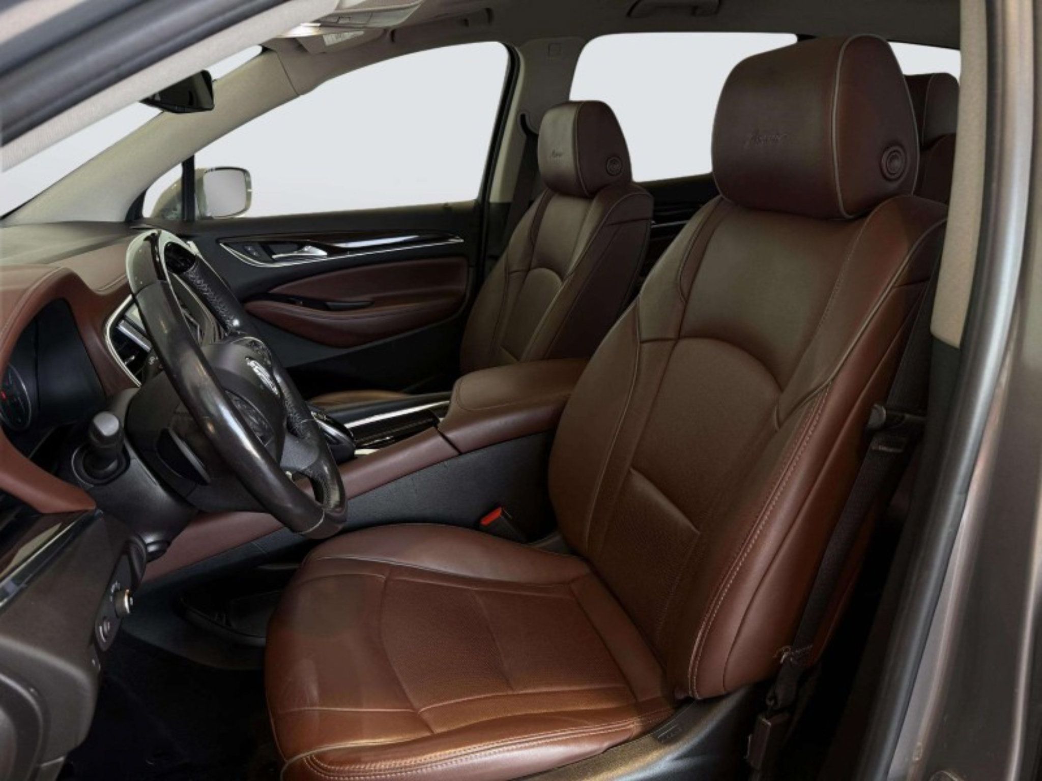 Used 2019 Buick Enclave Avenir w/ Avenir Technology Package AWD/4WD image 35