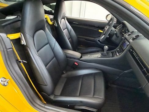 Used 2020 Porsche 718 Cayman RWD image 14