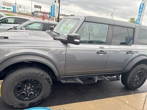 Used 2023 Ford Bronco Wildtrak AWD/4WD image 7