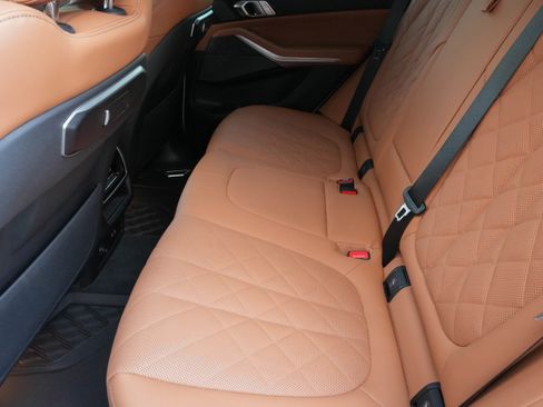 Used 2025 BMW X5 sDrive40i w/ M Sport Package RWD image 36