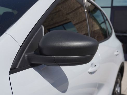 New 2025 Ford Escape ST-Line w/ Tech Pack #1 image 15