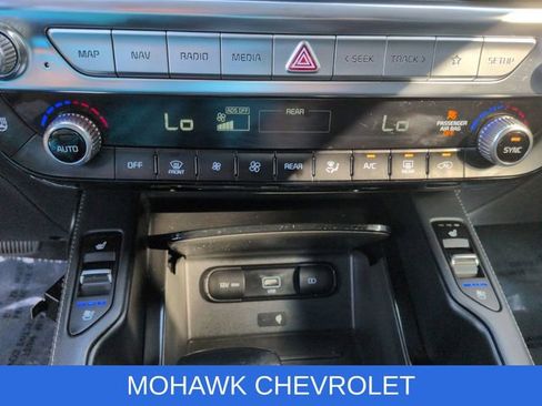 Used 2021 Kia Telluride EX w/ EX Premium Package AWD/4WD image 19