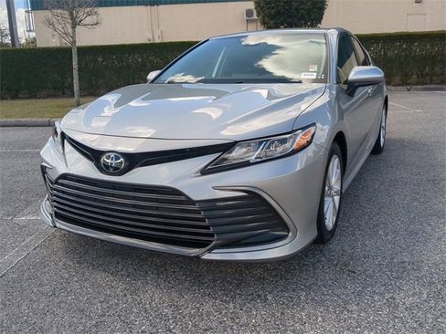 Certified 2023 Toyota Camry LE image 8