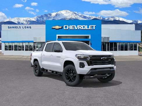 New 2026 Chevrolet Colorado Z71 w/ Midnight Edition AWD/4WD image 1