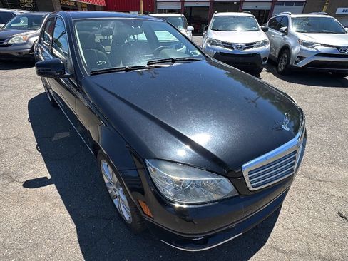 Used 2011 Mercedes-Benz C 300 Sedan image 3