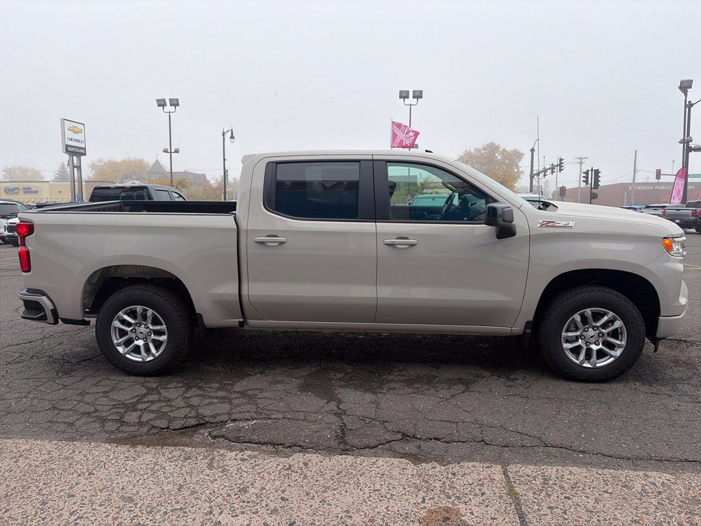 New 2026 Chevrolet Silverado 1500 RST w/ Z71 Off-Road Package AWD/4WD image 4