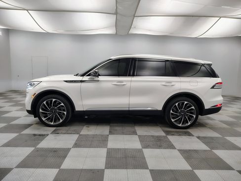 Used 2020 Lincoln Aviator Reserve w/ Equipment Group 202A image 6