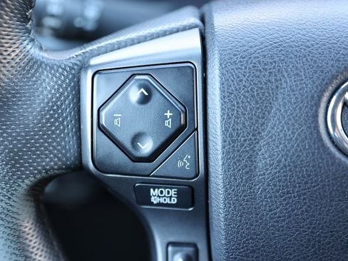 Used 2021 Toyota Tacoma TRD Off-Road w/ Technology Package image 40