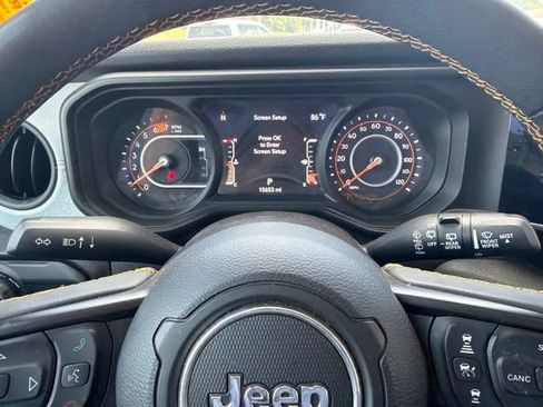 Used 2024 Jeep Wrangler Unlimited Sport AWD/4WD image 47