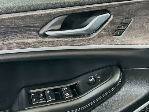 Used 2024 Jeep Grand Cherokee Limited 4xe w/ Trailer Tow Package image 16