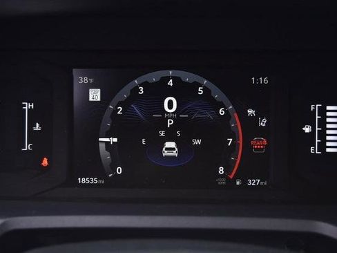 Used 2025 Toyota 4Runner 4WD image 12