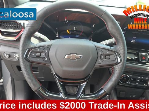 Used 2025 Chevrolet TrailBlazer RS w/ Convenience Package FWD image 16