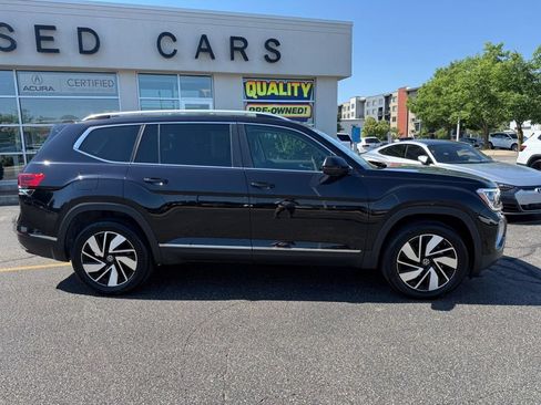 Certified 2025 Volkswagen Atlas SEL AWD/4WD image 2