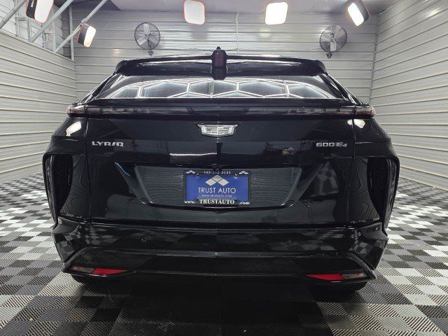 Used 2024 Cadillac Lyriq Sport w/ LPO, Floor Liner Package AWD/4WD image 7