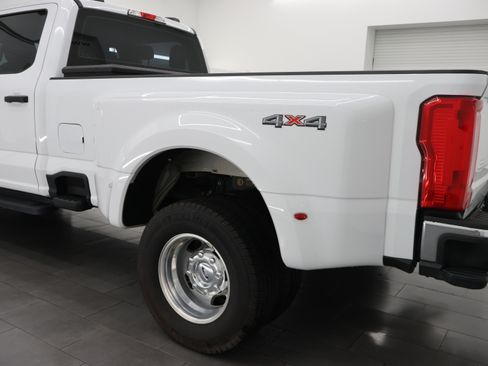 Used 2025 Ford F350 XL w/ XL Driver Assist Package AWD/4WD image 28