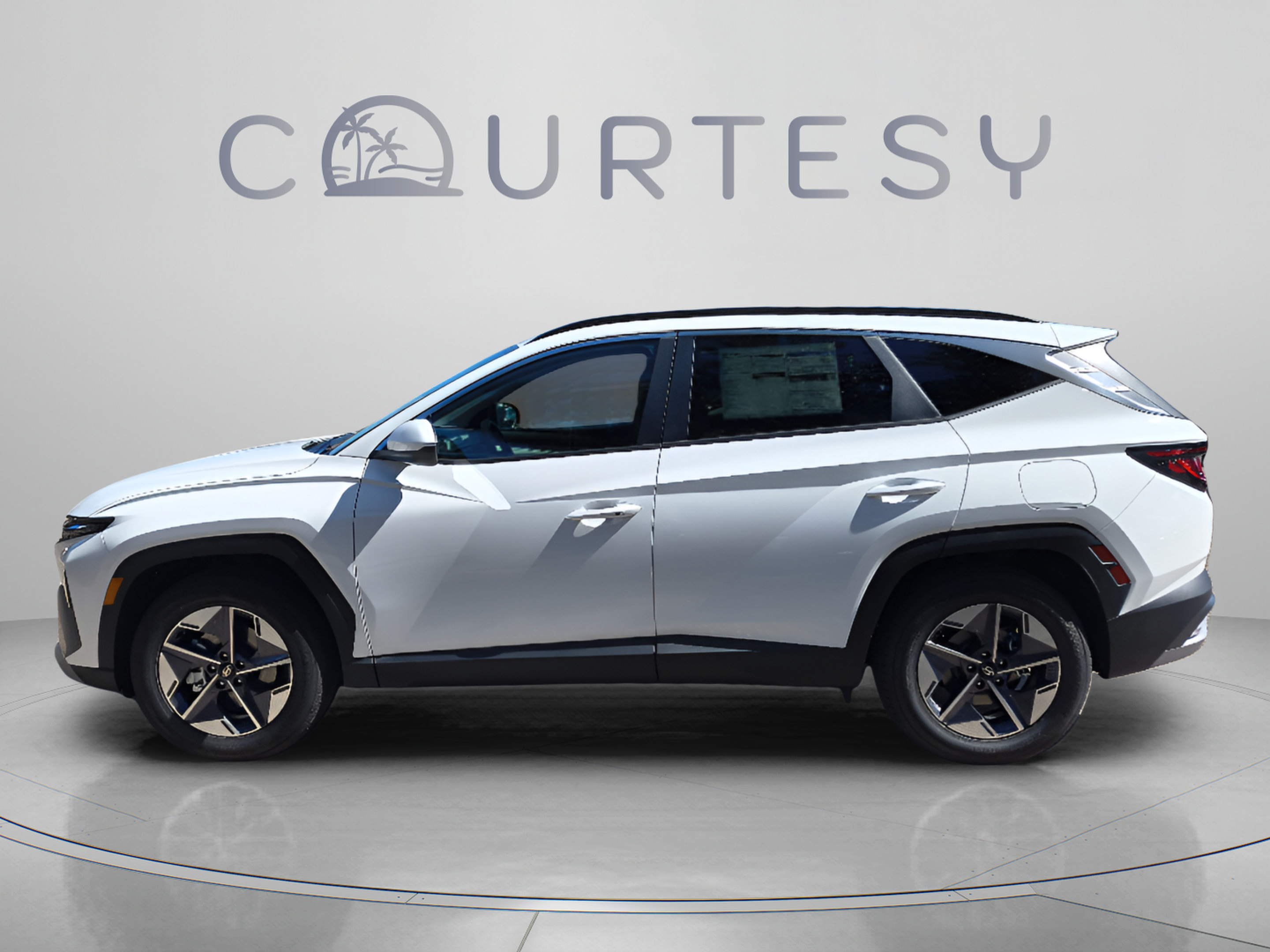 New 2026 Hyundai Tucson SEL Plus FWD image 3