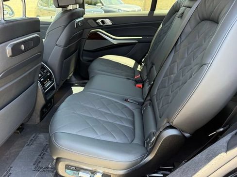 Used 2026 BMW X7 xDrive40i w/ Premium Package AWD/4WD image 33