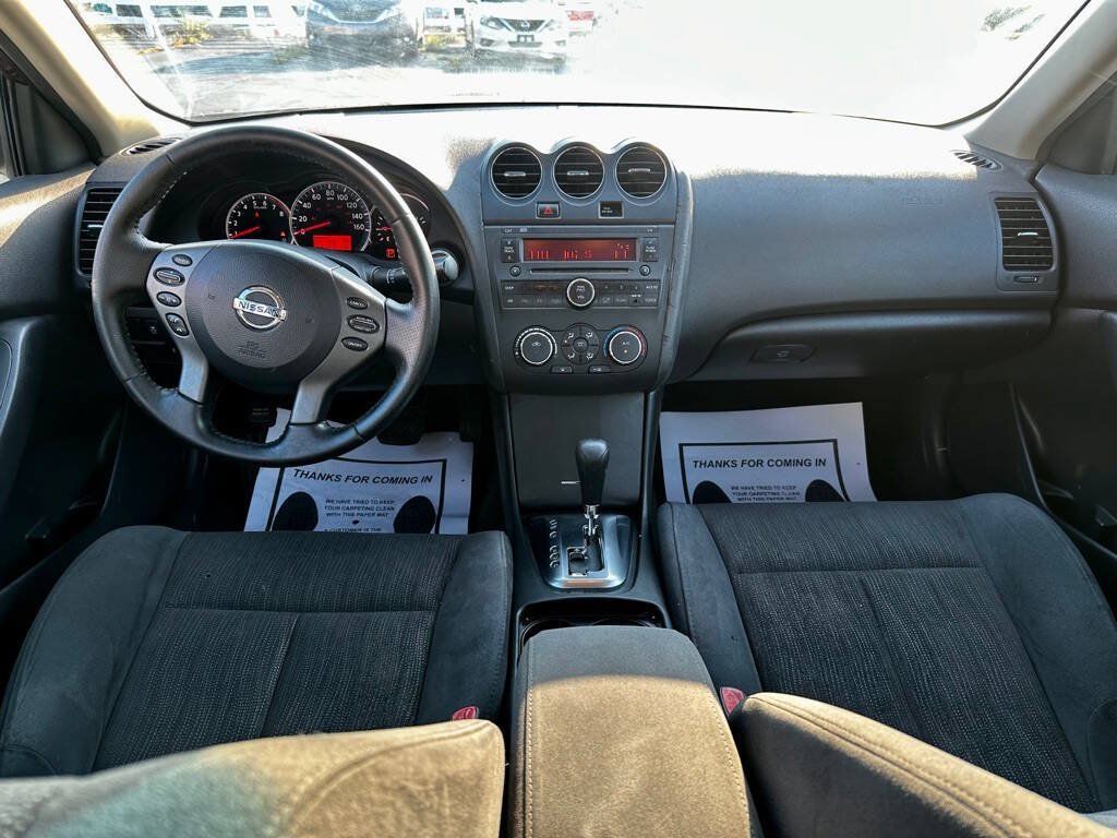 Used 2012 Nissan Altima 2.5 S w/ 20th Anniversary Pkg FWD image 12