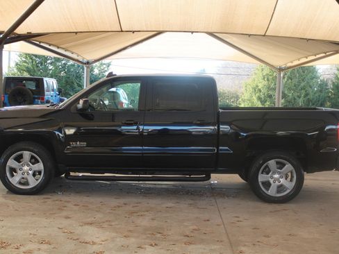 Used 2015 Chevrolet Silverado 1500 LT w/ Texas Edition, 1LT Trim image 1