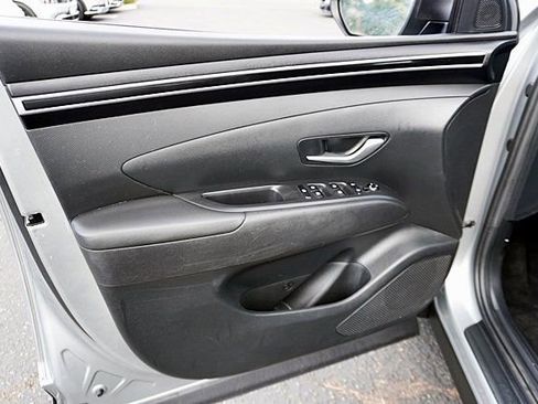 Certified 2024 Hyundai Tucson SEL FWD image 22