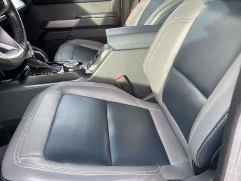 Used 2023 Ford Bronco Outer Banks image 13