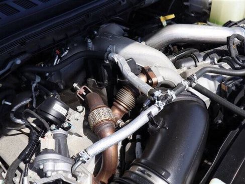 Used 2023 Ford F350 Platinum AWD/4WD image 12