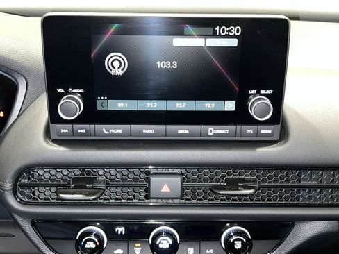 Used 2023 Honda HR-V LX image 27