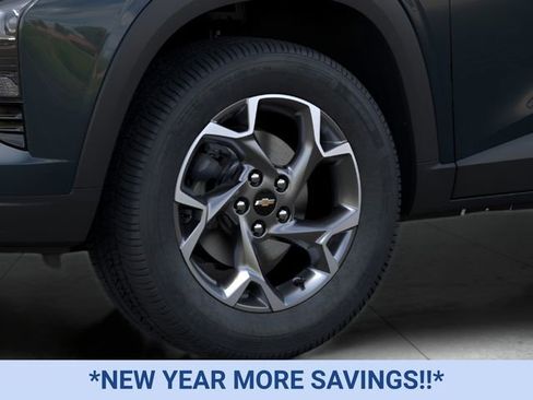 New 2026 Chevrolet Trax LT w/ Driver Confidence Package image 9
