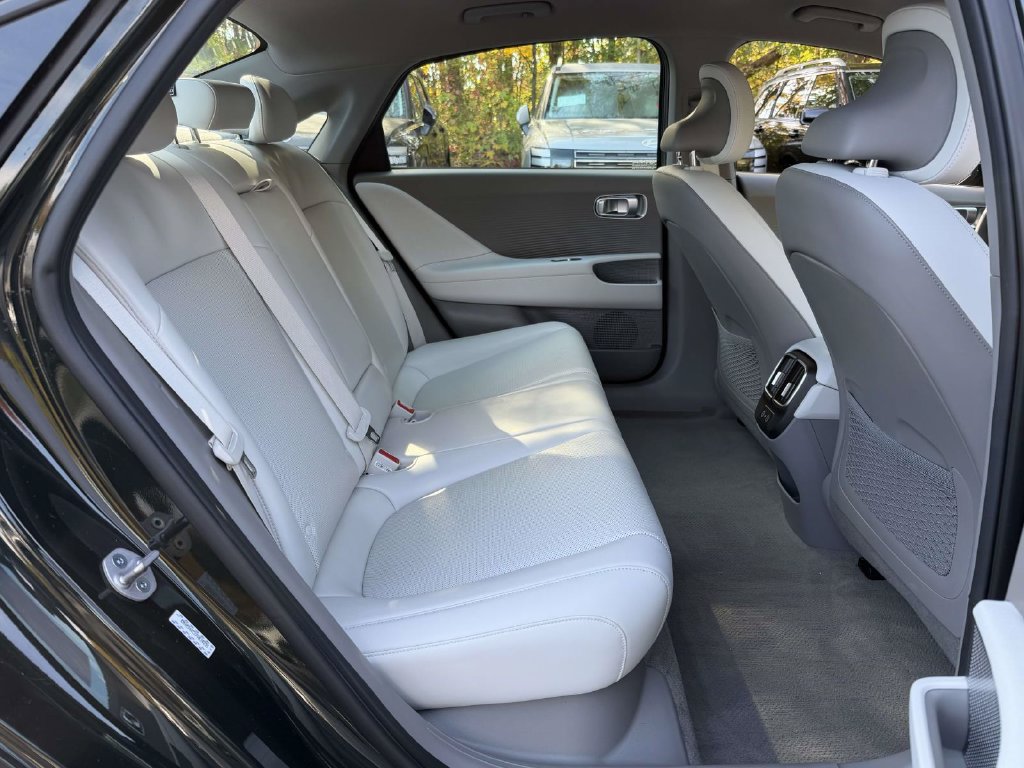 Used 2023 Hyundai Ioniq 6 SEL w/ Cargo Package AWD/4WD image 10