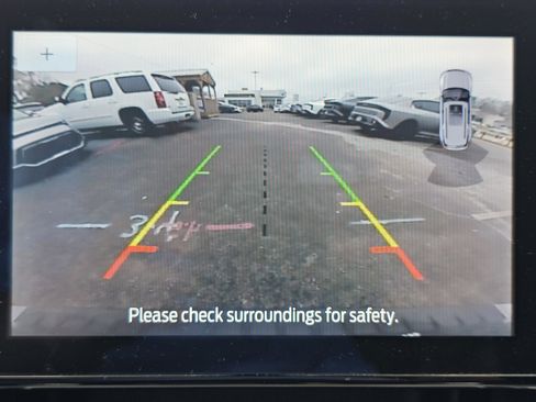 Used 2021 Ford Explorer XLT image 31