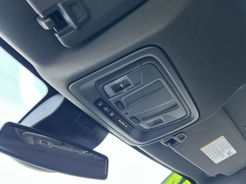 Used 2024 GMC Sierra 1500 SLT image 30