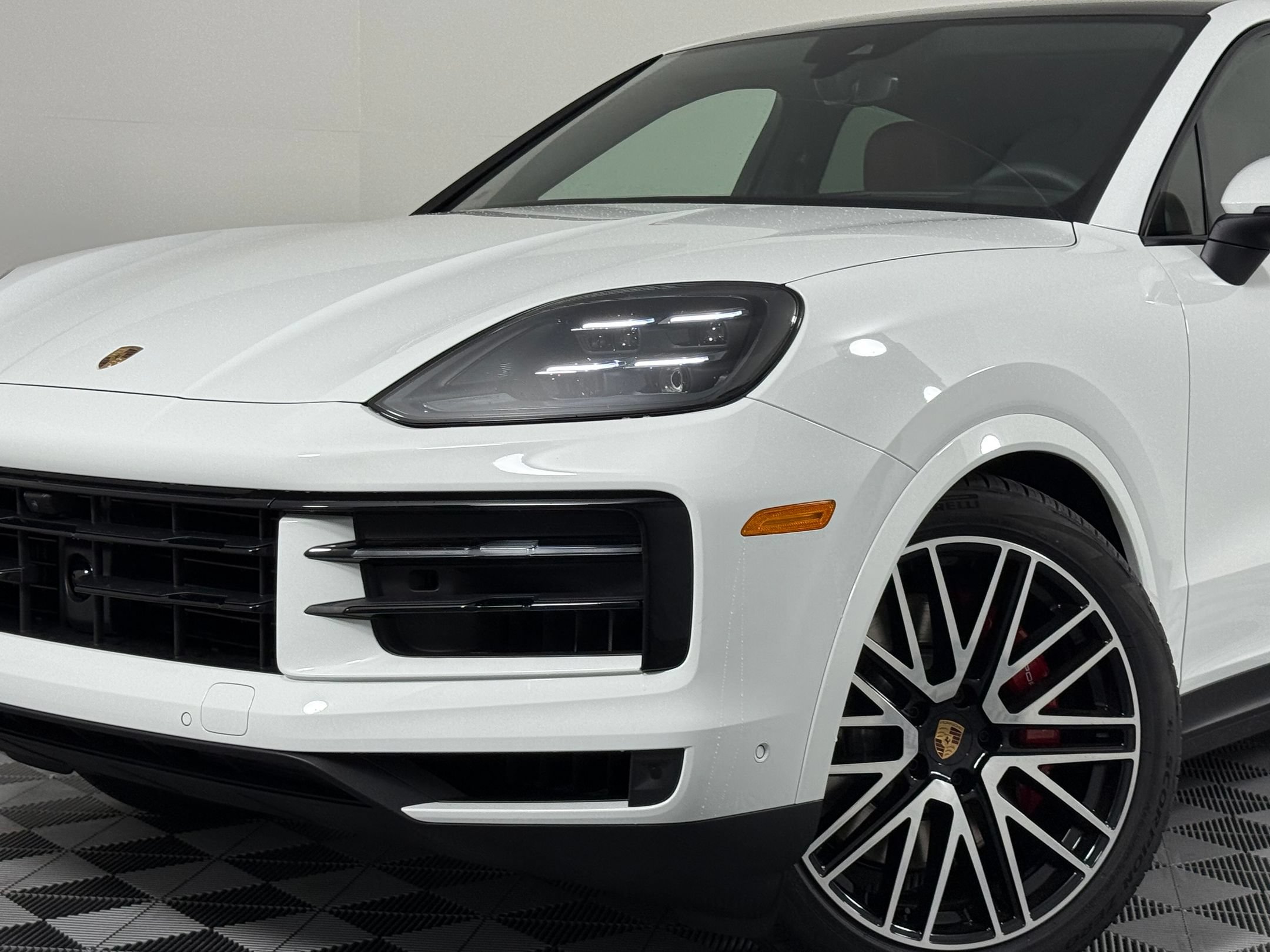 Certified 2026 Porsche Cayenne S AWD/4WD image 11