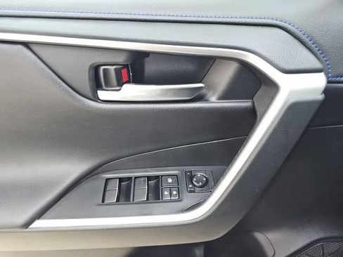 Used 2021 Toyota RAV4 XSE AWD/4WD image 25