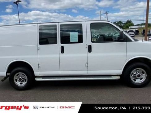 Used 2022 GMC Savana 2500 w/ Driver Convenience Package RWD image 11