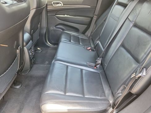 Used 2022 Jeep Grand Cherokee Limited AWD/4WD image 15