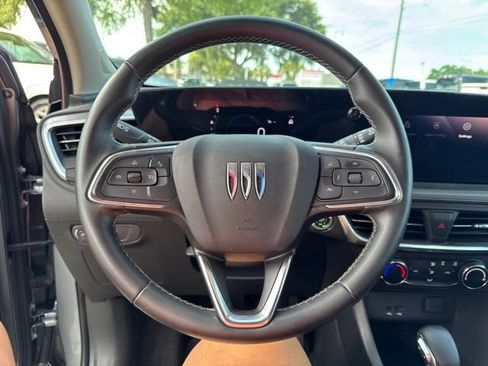 Used 2025 Buick Encore GX Preferred FWD image 29