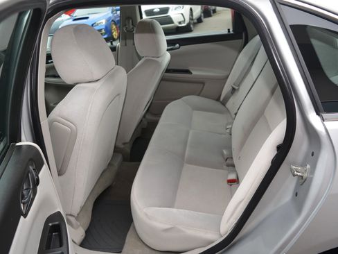 Used 2014 Chevrolet Impala Limited LS image 10