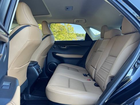 Used 2017 Lexus NX 200t FWD image 17