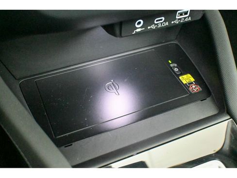 Used 2025 Subaru Forester Limited image 26